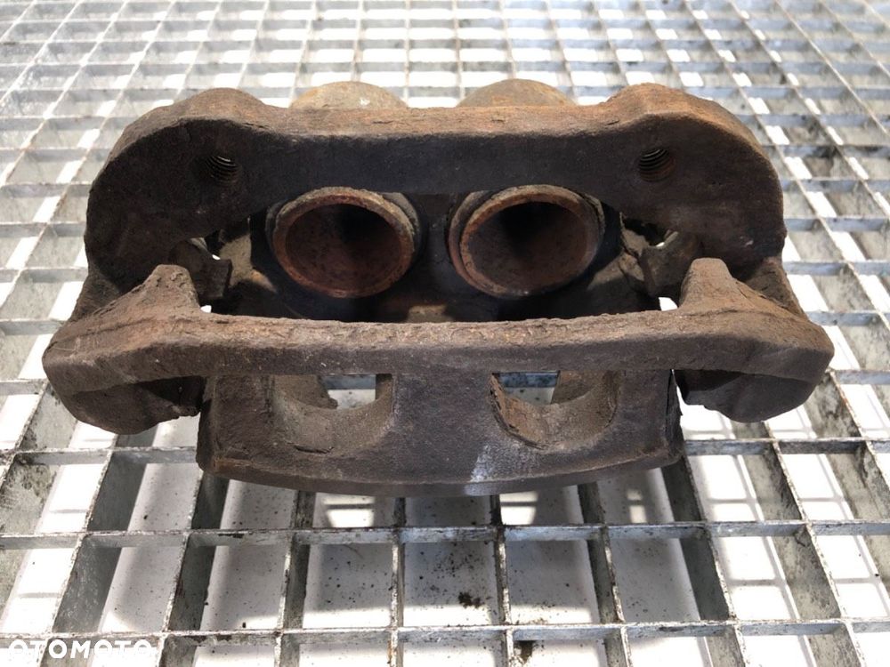 ZACISK PRAWY PRZÓD  FORD TRANSIT Autobus (FD_ _, FB_ _, FS_ _, FZ_ _, FC_ _) 2000 - 2006 2.0 DI - 3