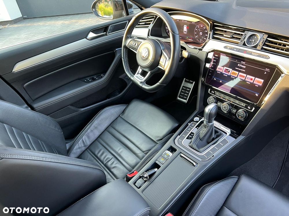 Volkswagen Passat 2.0 TSI 4Mot R-Line Edition DSG - 12