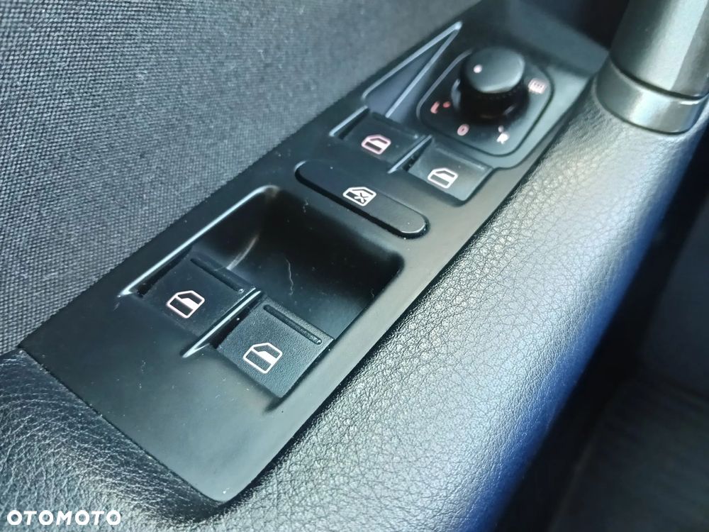 Volkswagen Passat 1.4 TSI Comfortline - 25