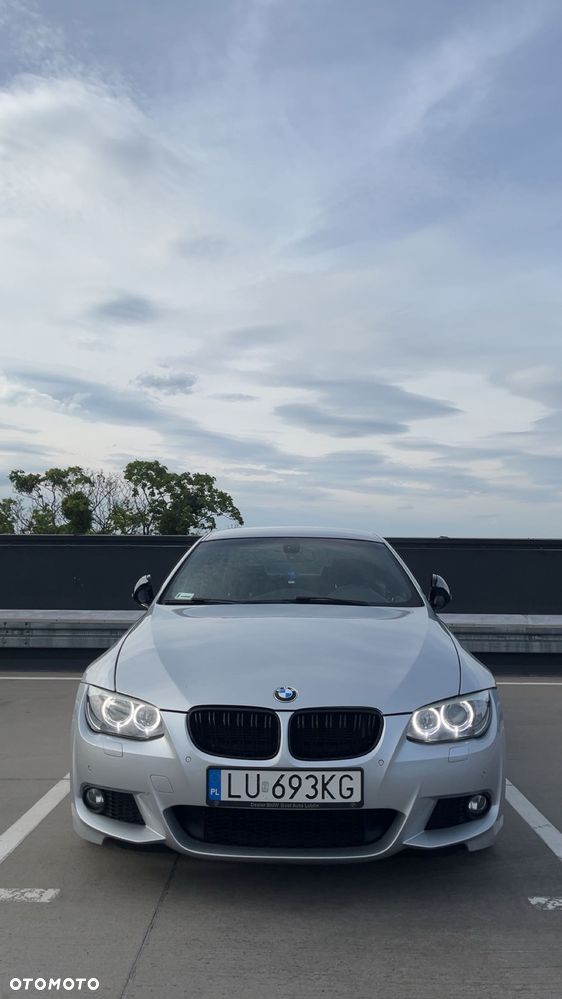 BMW Seria 3 325i xDrive Coupe M Sport Edition - 2