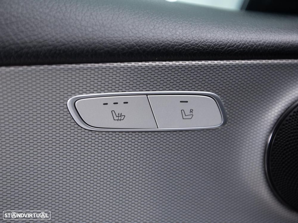 Mercedes-Benz E 220 — fotografia 13