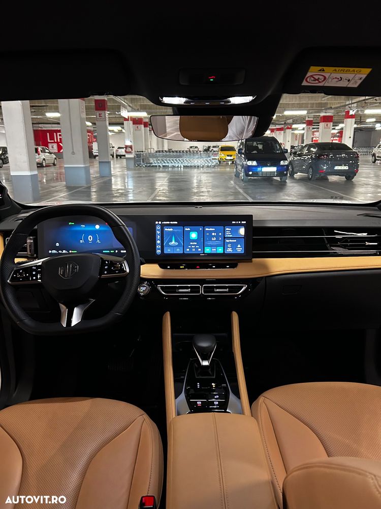 MG EHS 1.5 T-GDi AT PHEV Exclusive - 24