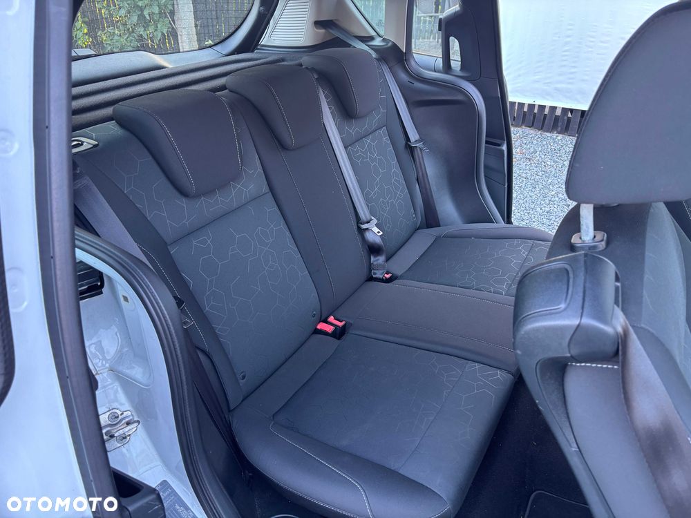 Ford B-MAX - 11