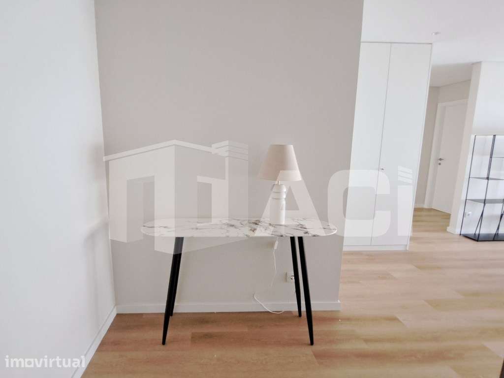 Apartamento T2- MOBILADO - Grande imagem: 2/15