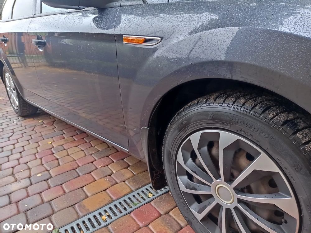 Ford Mondeo 1.8 TDCi Ghia X - 8