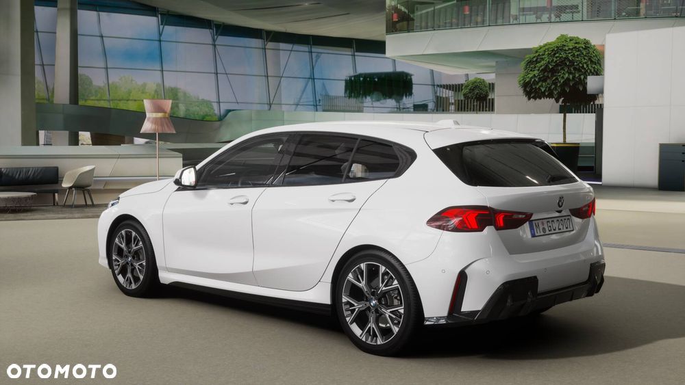BMW Seria 1 120 mHEV - 8
