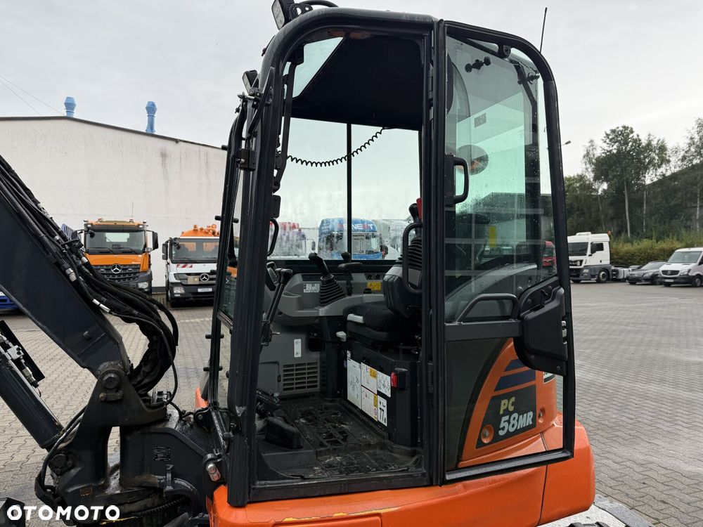 Komatsu PC58MR-5E0 - 8