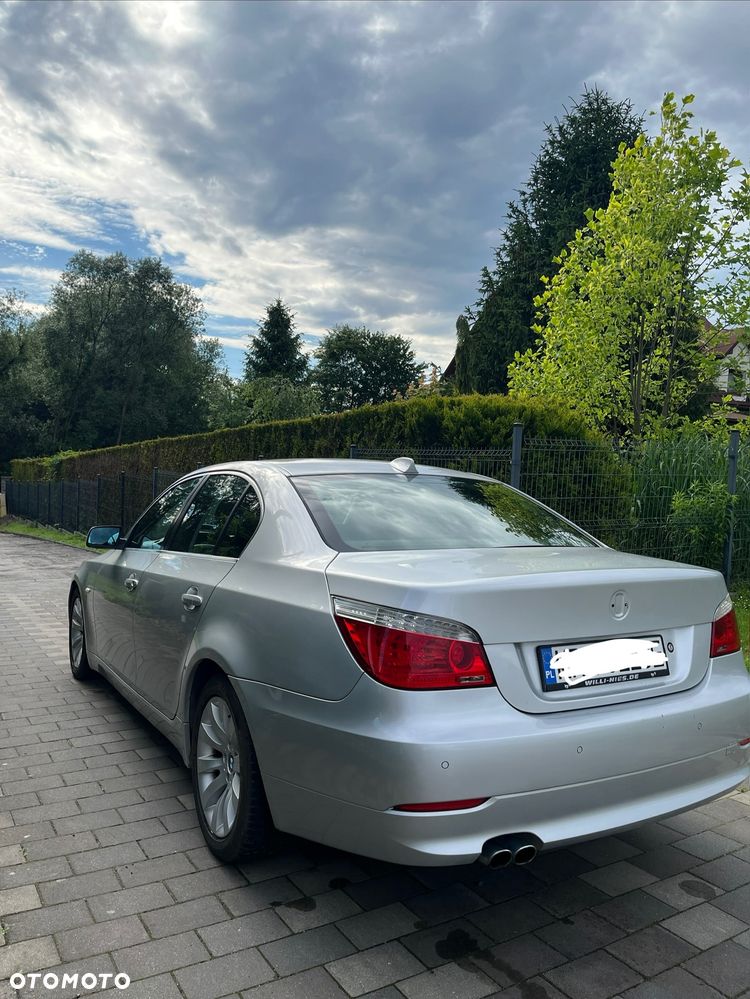 BMW Seria 5 525d - 4