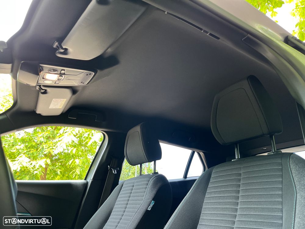 Peugeot 2008 1.2 PureTech Active Pack - 16