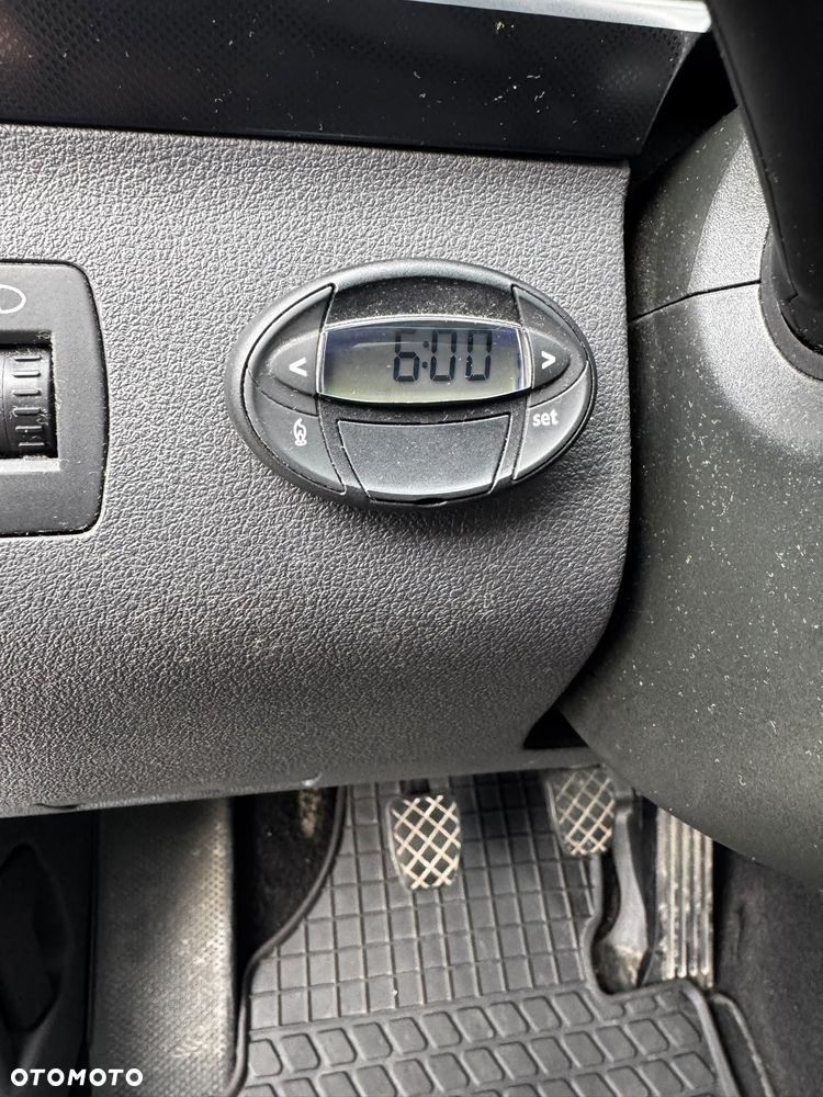 Volkswagen Touran - 9