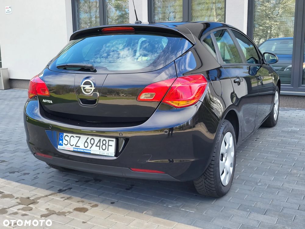 Opel Astra - 6