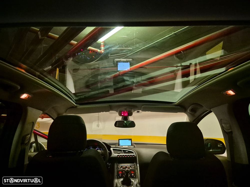 Peugeot 3008 HDi 150 Allure - 41