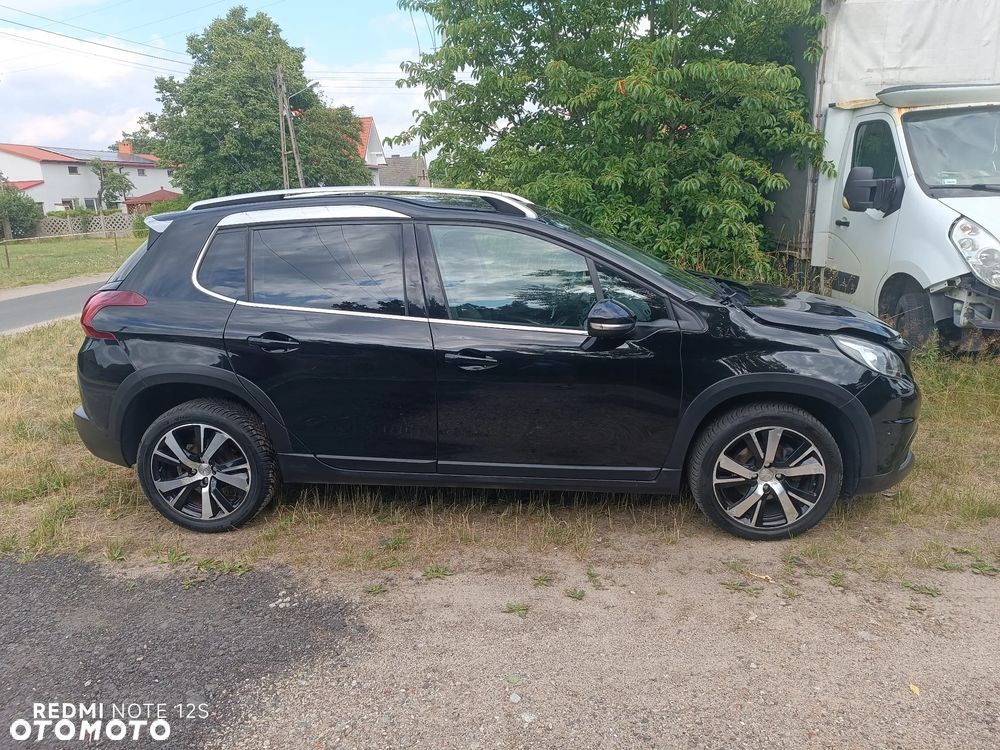 Peugeot 2008 1.2 Pure Tech Allure S&S - 2