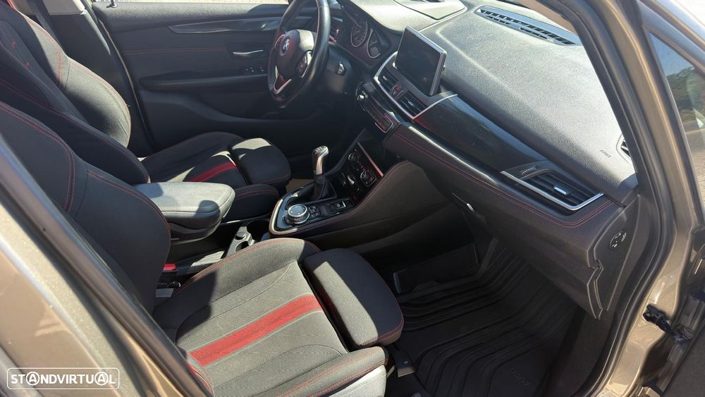 BMW 218 Active Tourer d Line Sport - 10