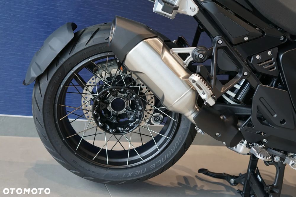 BMW R - 26