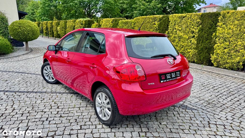 Toyota Auris 1.6 VVT-i Sol - 11