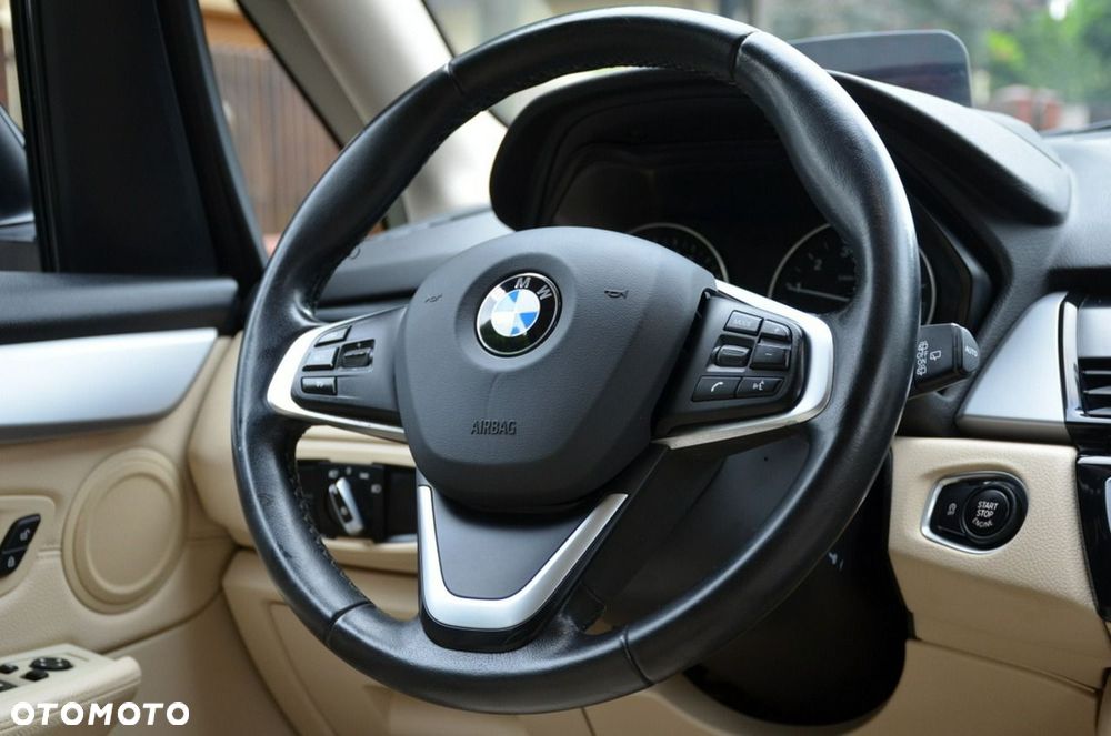 BMW Seria 2 - 32
