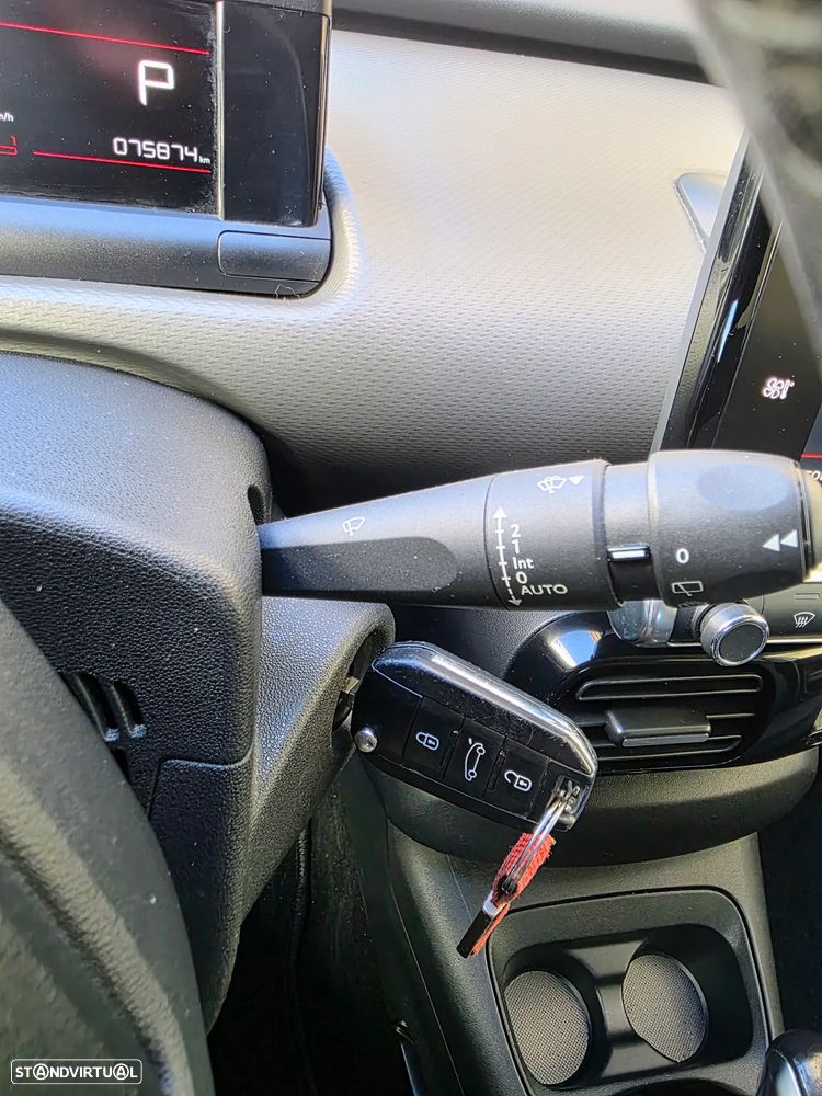 Citroën C4 Cactus 1.2 PureTech Shine EAT6 - 33