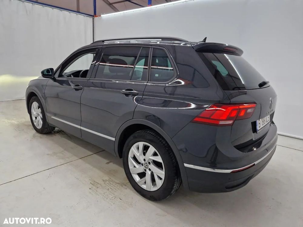 Volkswagen Tiguan 2.0 TDI SCR DSG 4Motion Life - 4