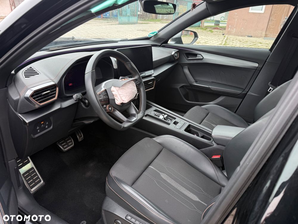 Cupra Formentor 1.4 e-Hybrid DSG Tribe Edition - 10