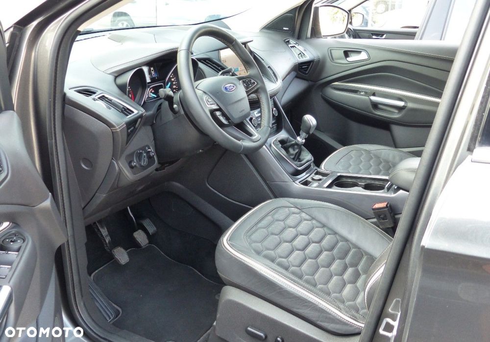 Ford Kuga - 9