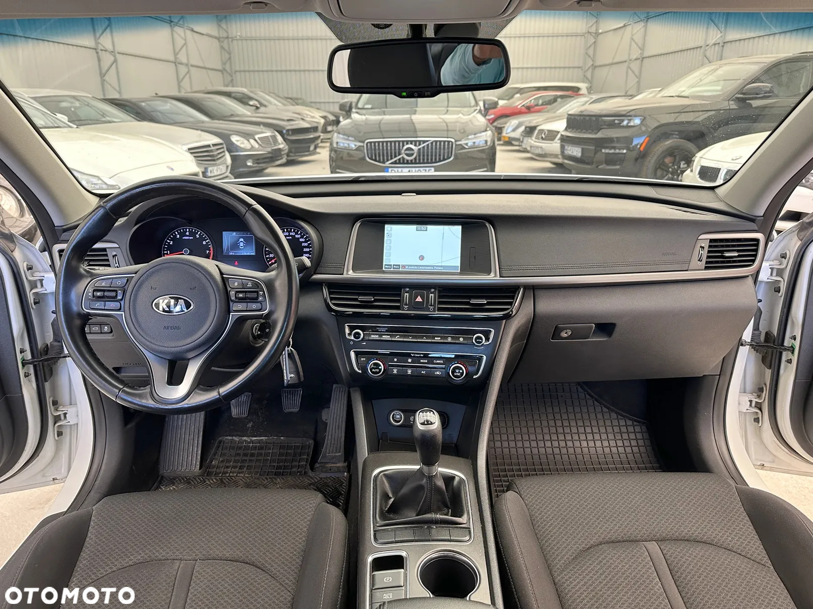 Kia Optima 2.0 M - 6
