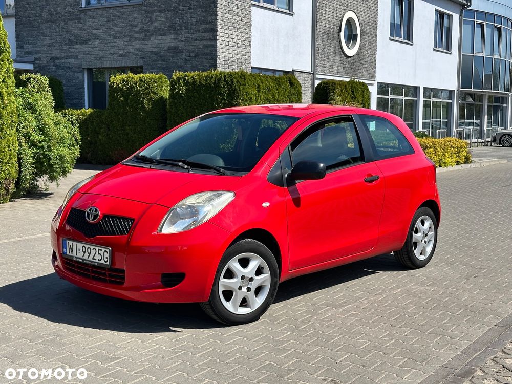 Toyota Yaris - 4