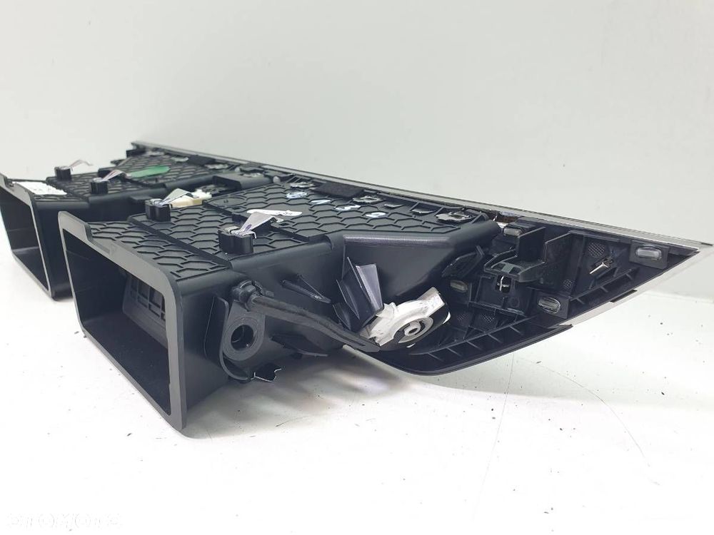 KRATKA NAWIEWU ŚRODKOWA CHROM AWARYJNE CITROEN C5 X 9837877780 - 6