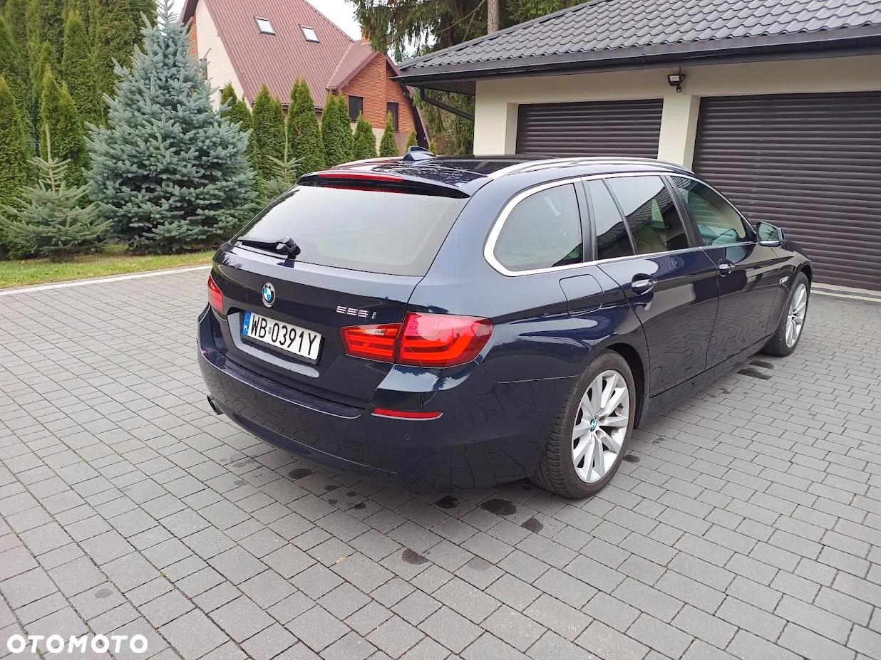 BMW Seria 5 528i Touring - 5