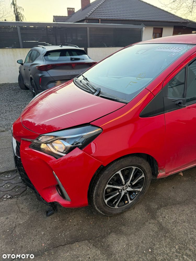Toyota Yaris 1.5 Dynamic - 14