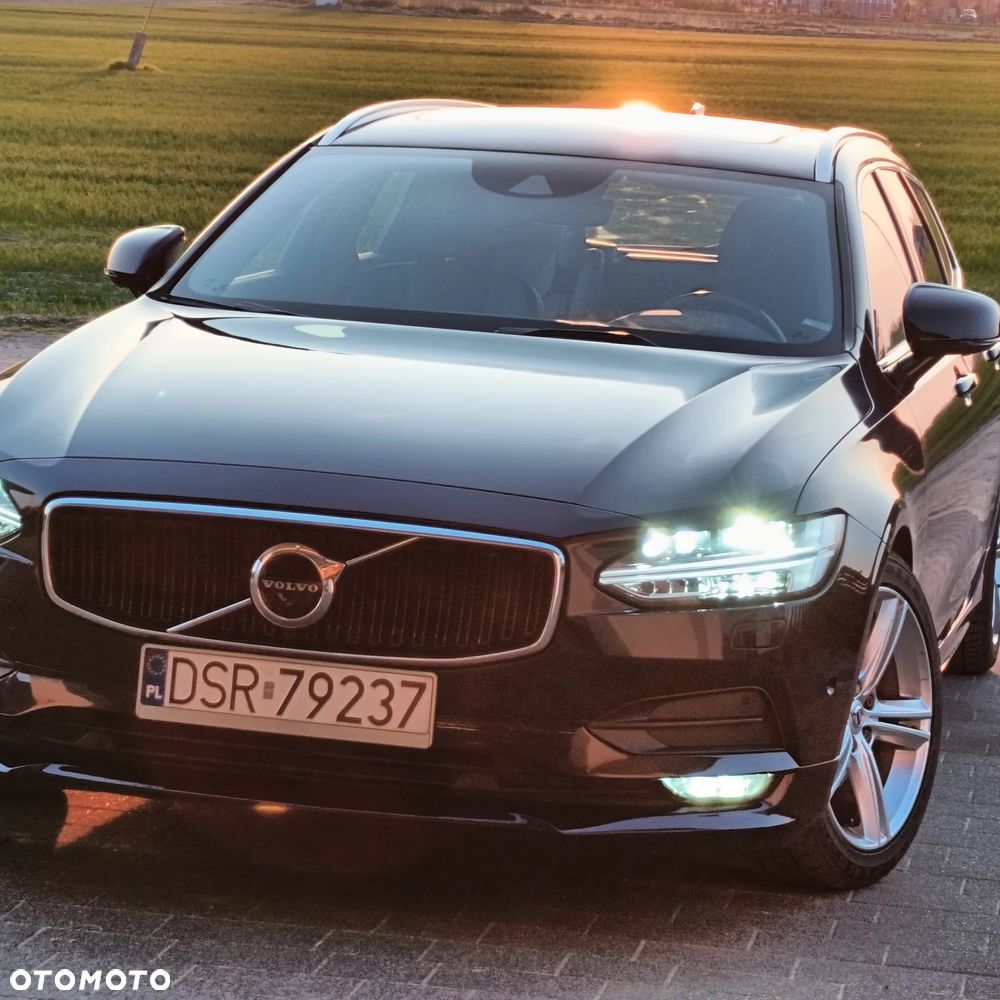 Volvo V90 D4 Geartronic Momentum Pro - 1