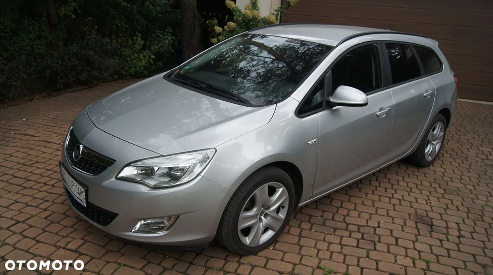 Opel Astra - 2