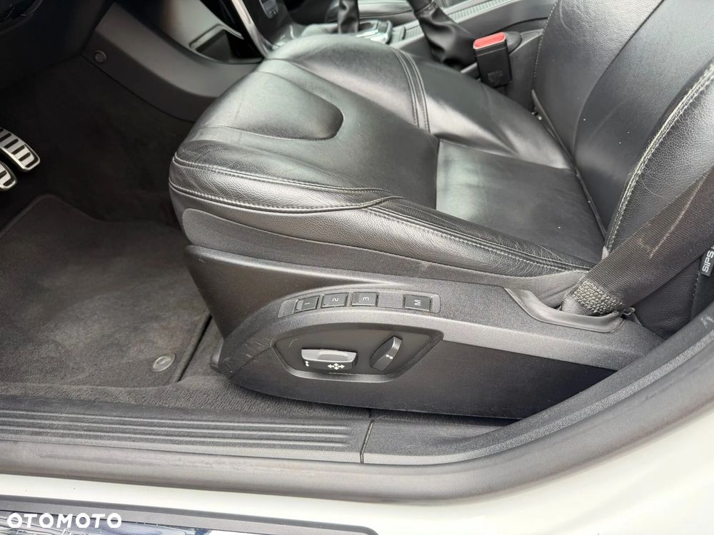 Volvo V40 D2 Inscription - 18
