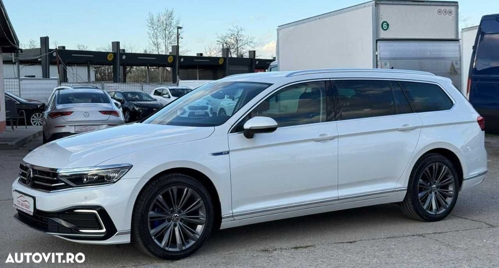 VOLKSWAGEN Passat 2020 — imagine 3