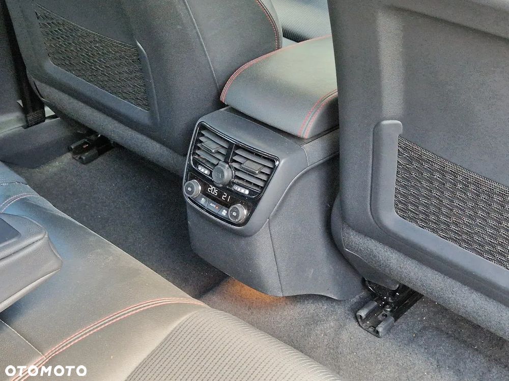 Peugeot 508 BlueHDi 180 EAT6 Stop&Start GT - 21