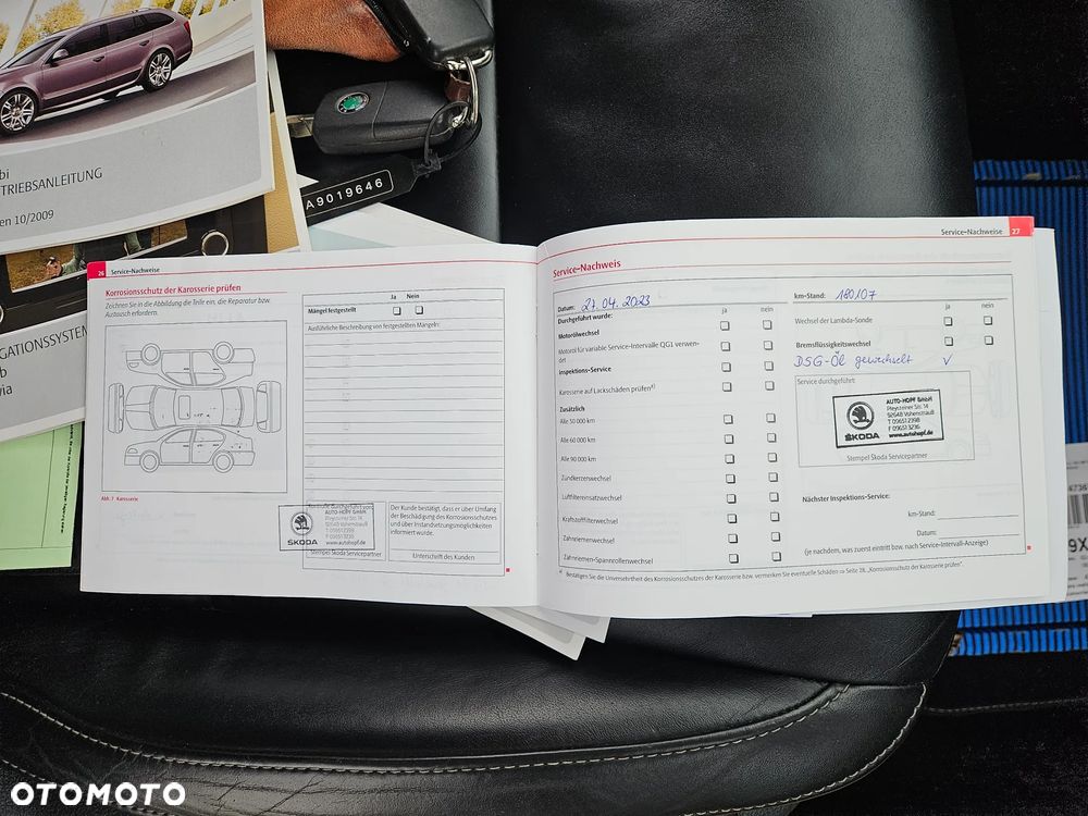 Skoda Superb 2.0 TDI DSG Elegance - 34