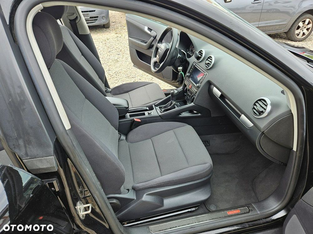 Audi A3 Sportback - 10