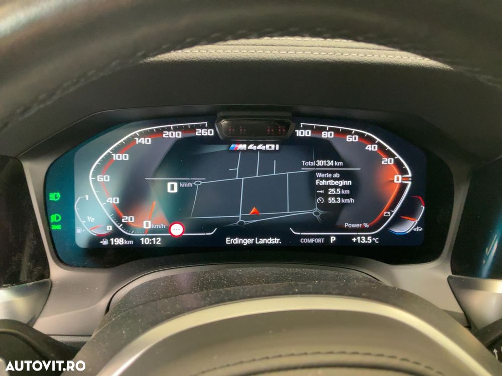 BMW M4 M440i xDrive - 18