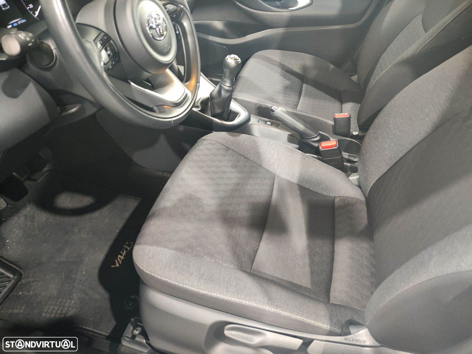 Toyota Yaris 1.0 VVT-i Comfort Plus - 17