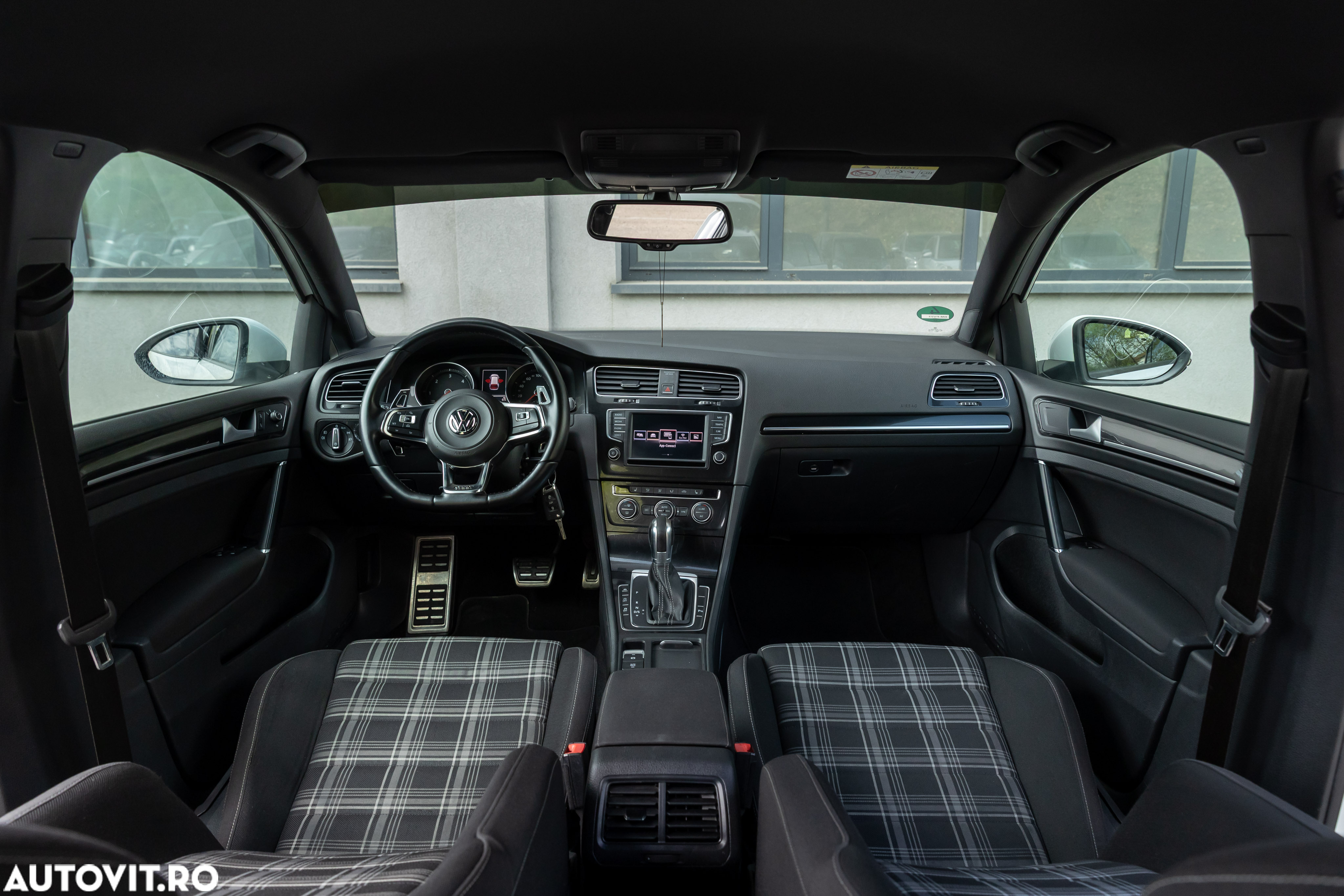Volkswagen Golf GTD 2.0 TDI SCR DSG - 12