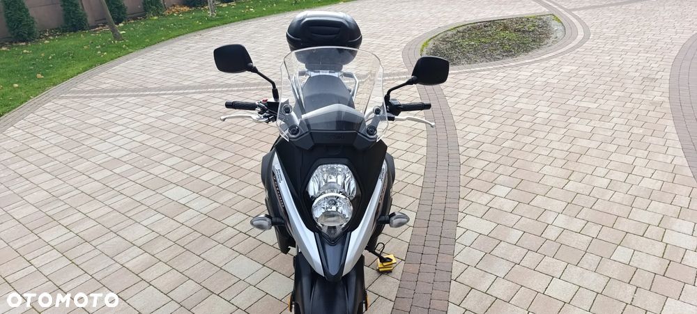 Suzuki V-STROM - 8