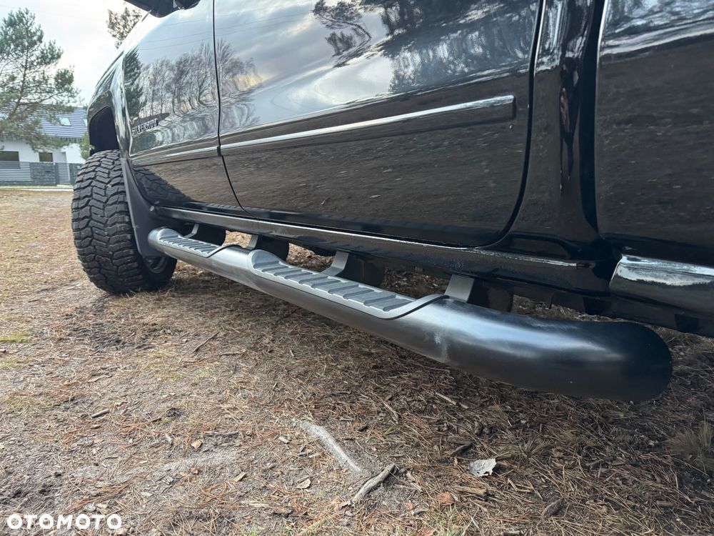 Chevrolet Silverado - 22