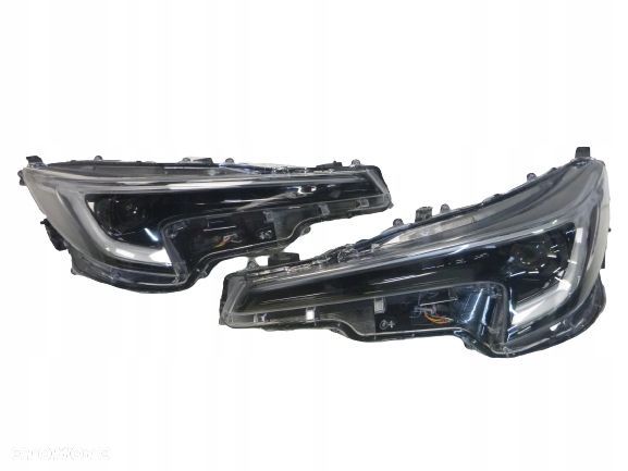 TOYOTA COROLLA E21 LIFT 22- LAMPA LAMPY REFLEKTOR REFLEKTORY PRZÓD PRZEDNIE PRAWA LEWA LED KOMPLET NOWE ORYGINAŁ - 1