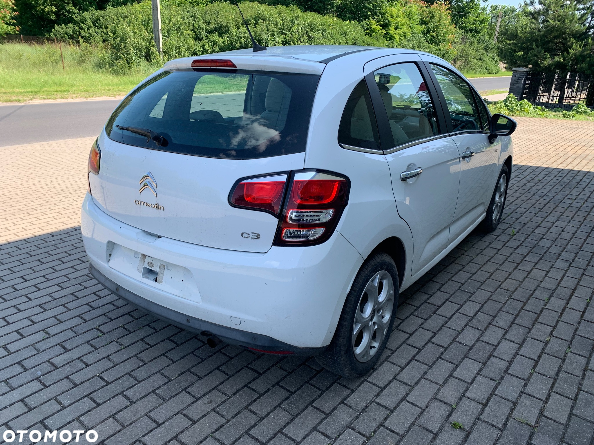 Citroën C3 1.2 PureTech Exclusive - 2