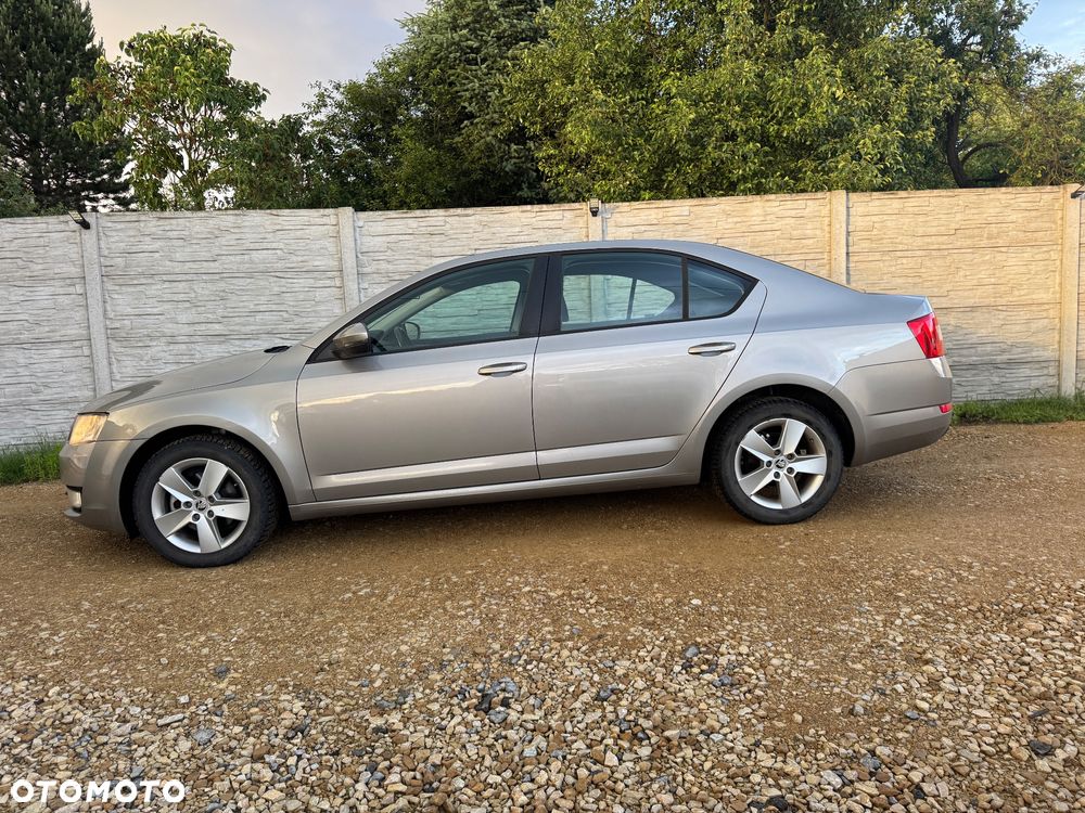 Skoda RAPID 1.2 TSI Ambition - 5