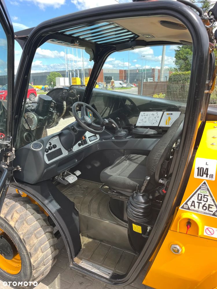 JCB 520-40 4WS - 25
