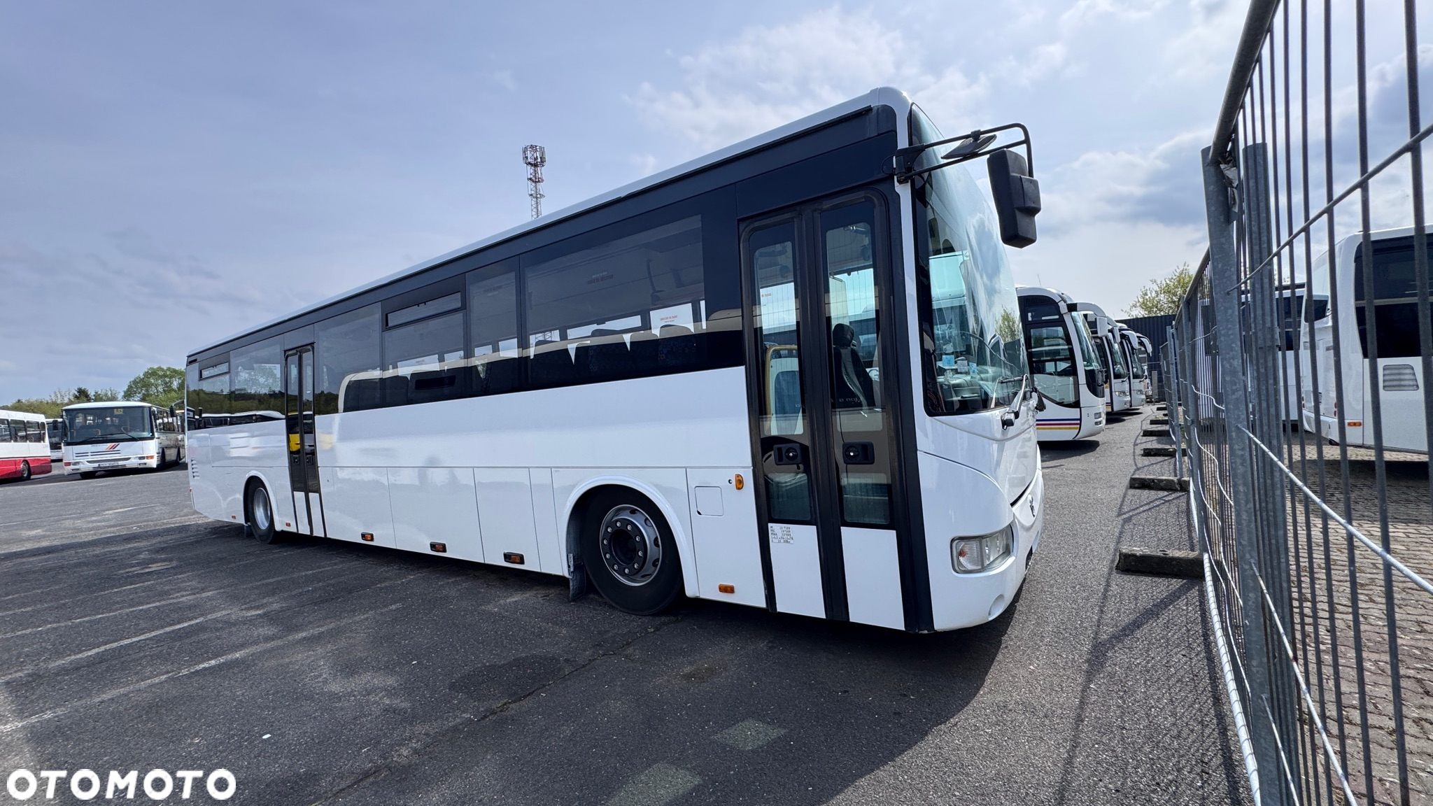 Irisbus Recreo Crosway / 63+1 miejsc/ silnik iveco cursor8 / CENA: 49000zł netto - 4