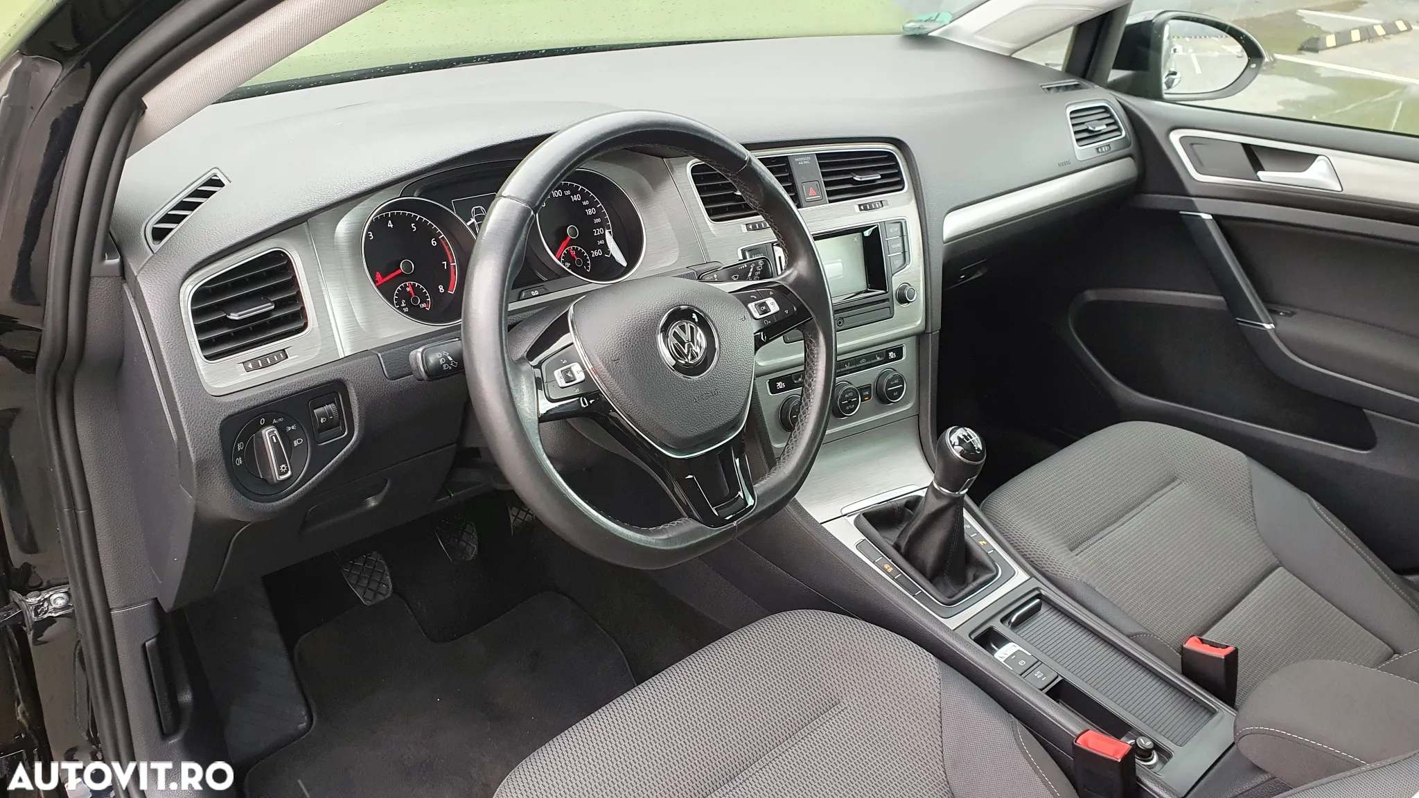 Volkswagen Golf 1.2 TSI BMT Comfortline - 12