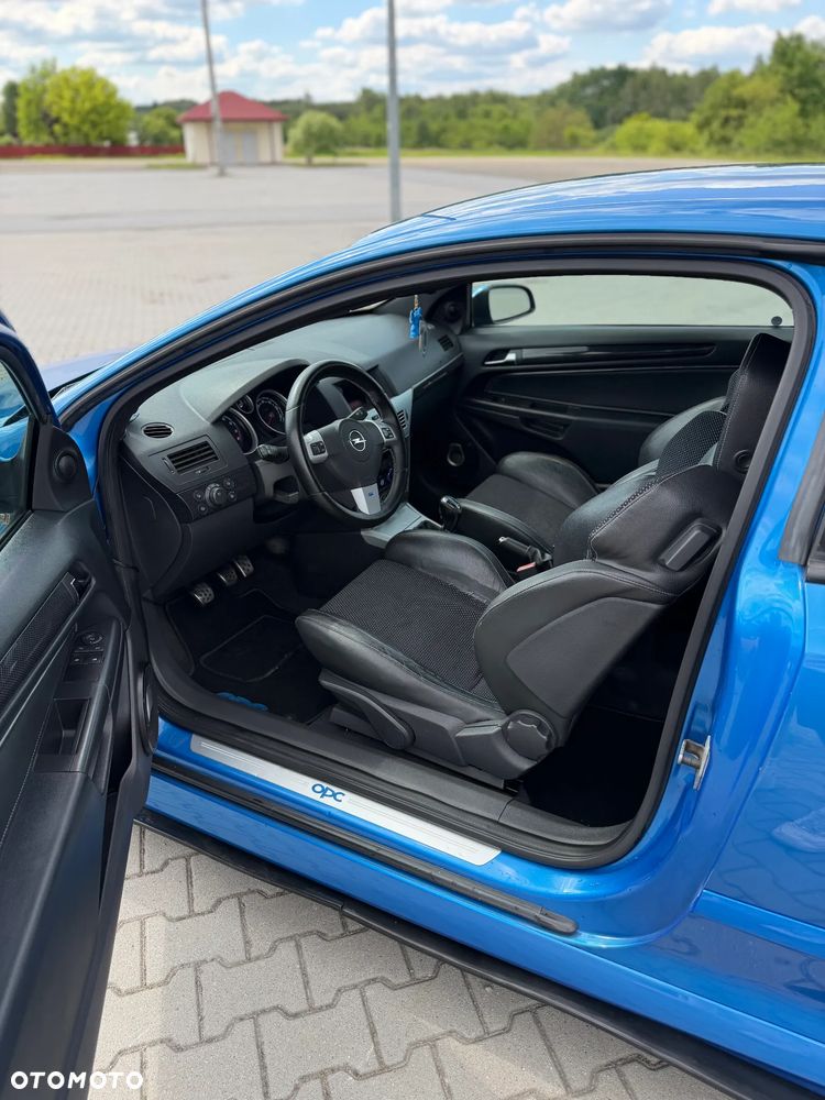 Opel Astra 2.0 T OPC - 20