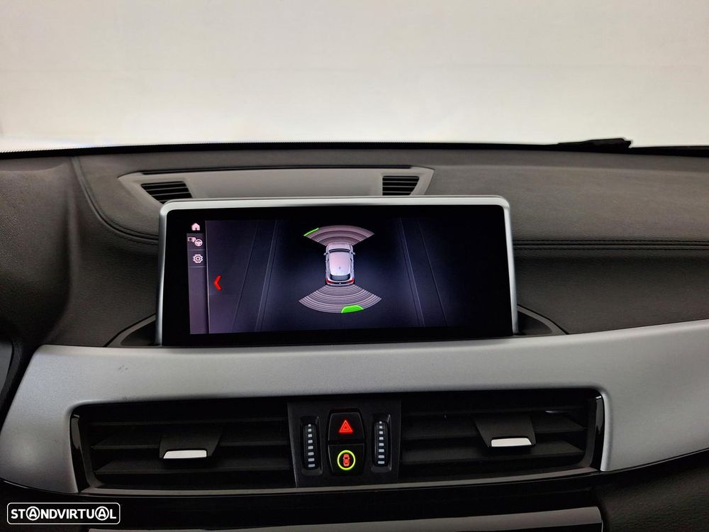 BMW X2 18 d sDrive Auto Advantage - 31